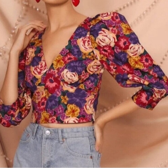Zara Tops - ZARA Floral Poplin Zip Closure Puff Sleeve V Neck Crop Top Size Medium GUC